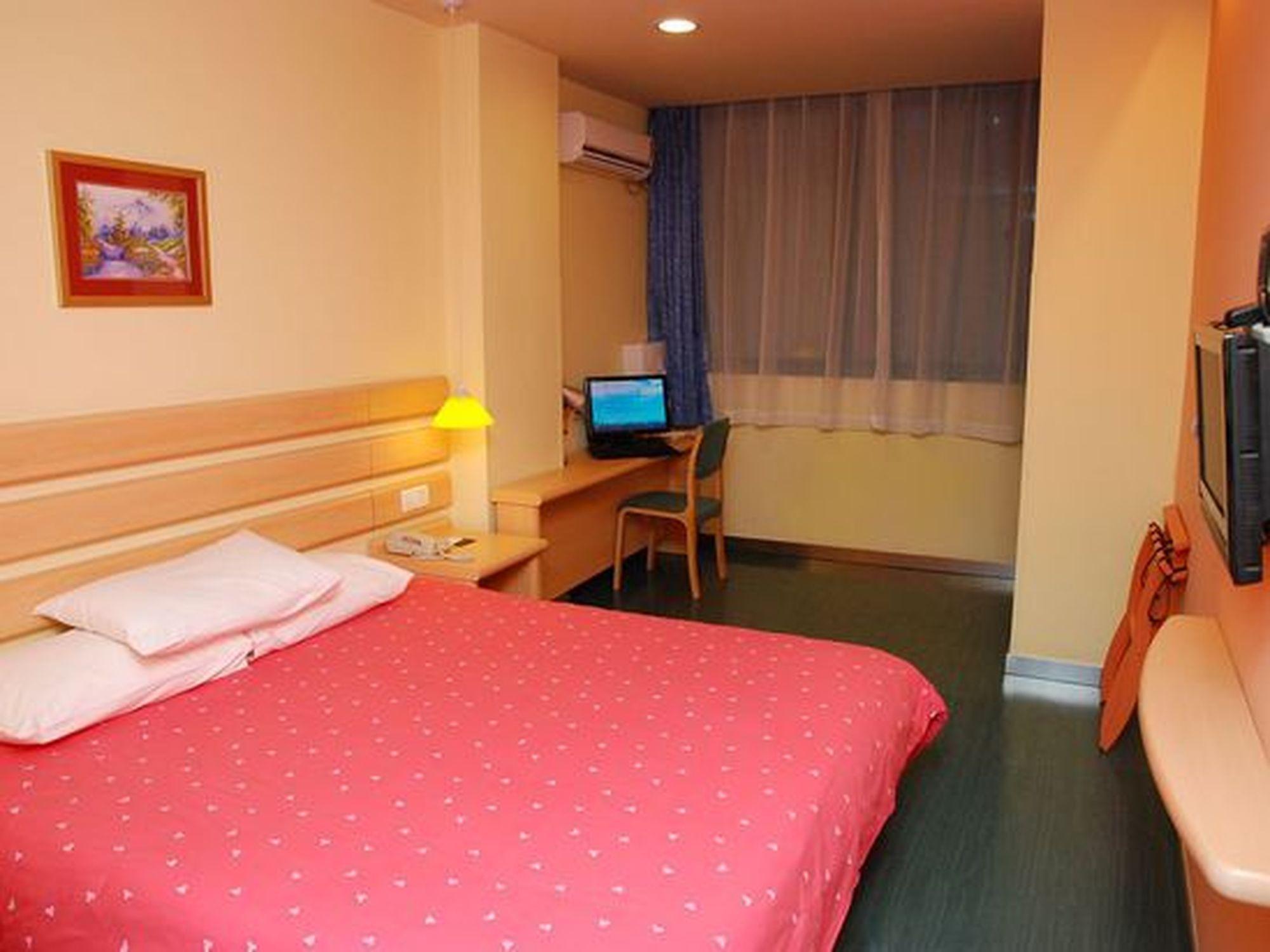 Home Inn Shanghai Railway Station North Square Xangai Exterior foto