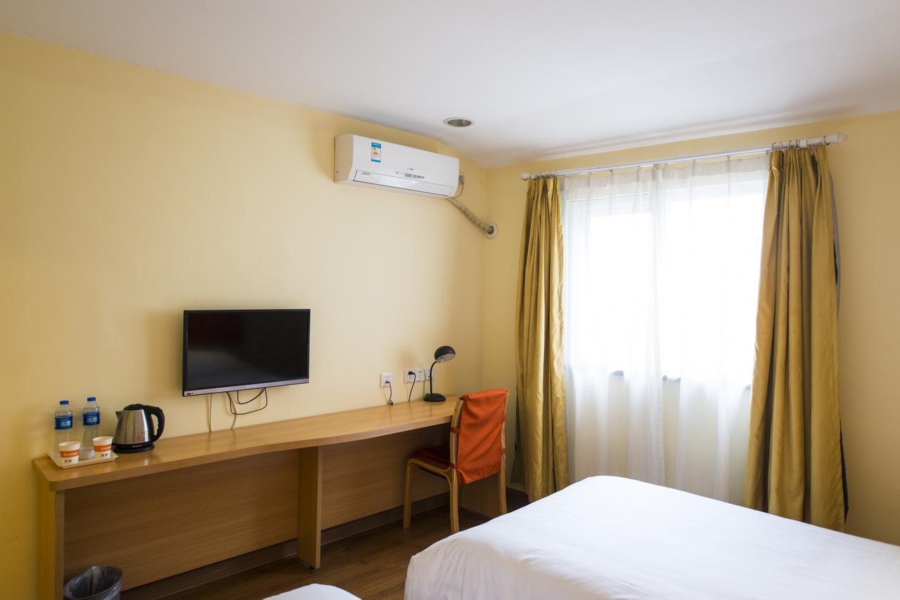 Home Inn Shanghai Railway Station North Square Xangai Exterior foto